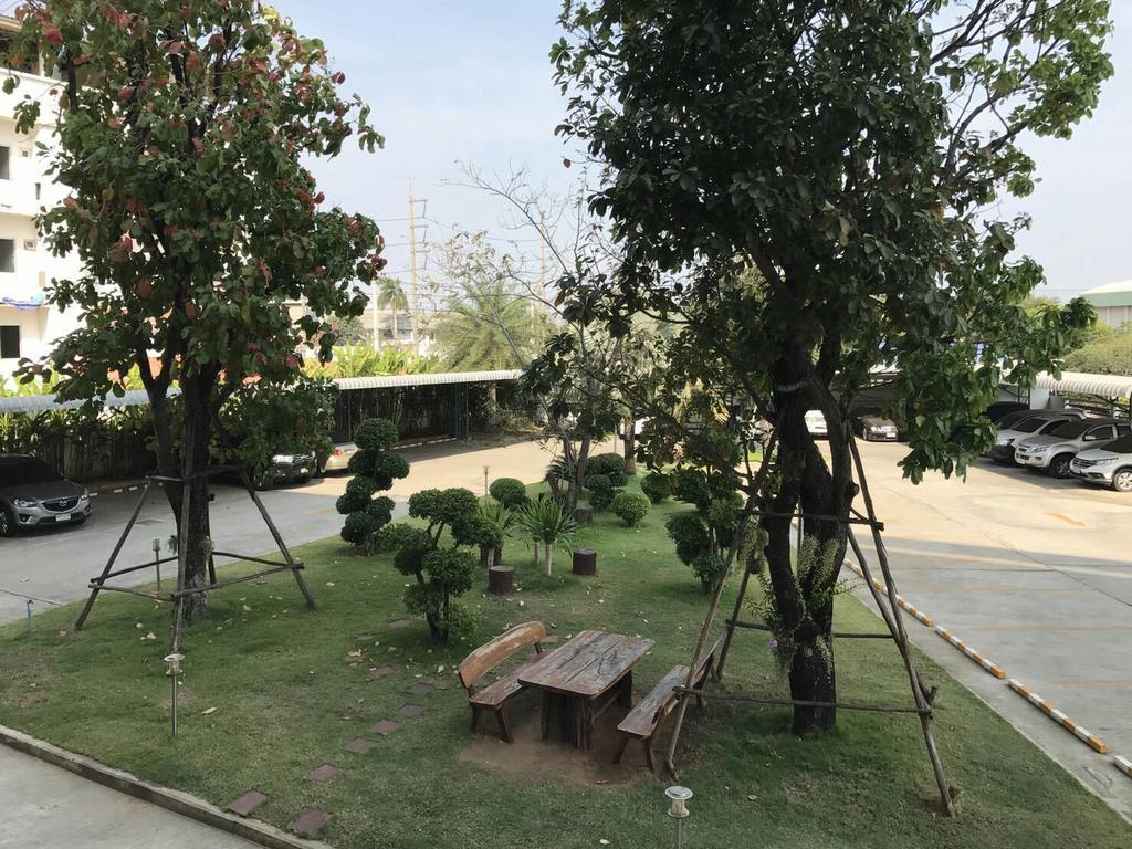 Taweesuk Residence Samut Sakhon Eksteriør bilde